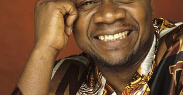 AUDIO Papa Wemba - Poule de la Mort MP3 DOWNLOAD