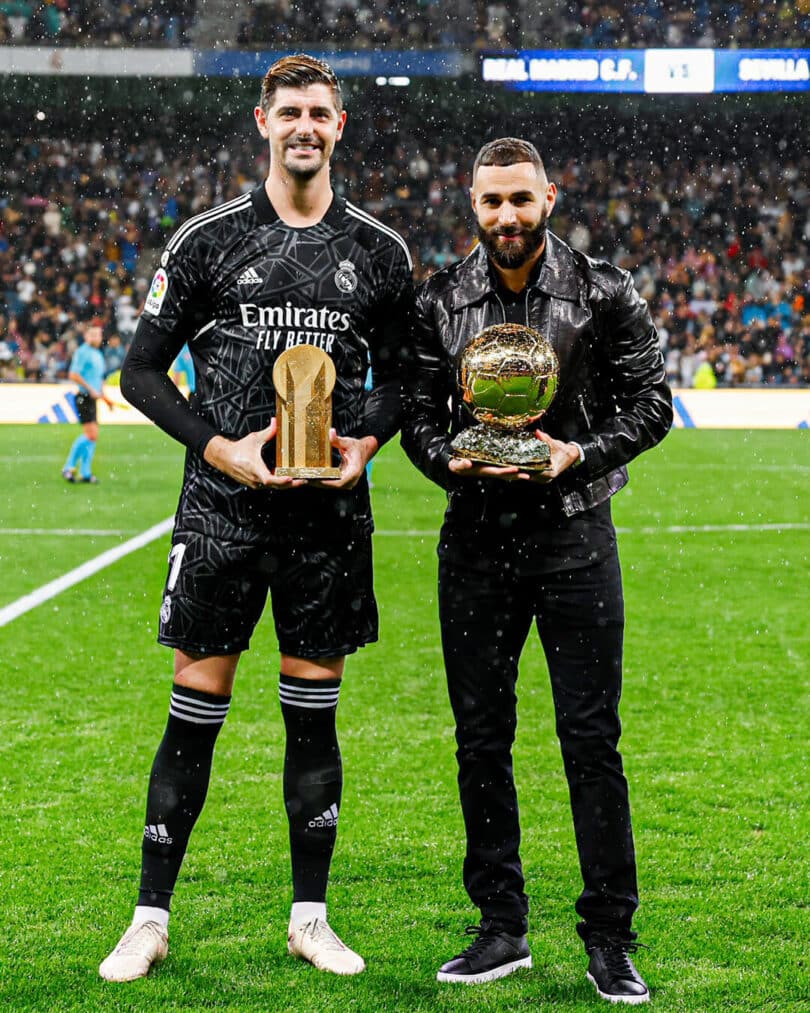 Awesome Video Emerges As Karim Benzema Shares His Ballon d'Or With Santiago Bernabéu Faithful