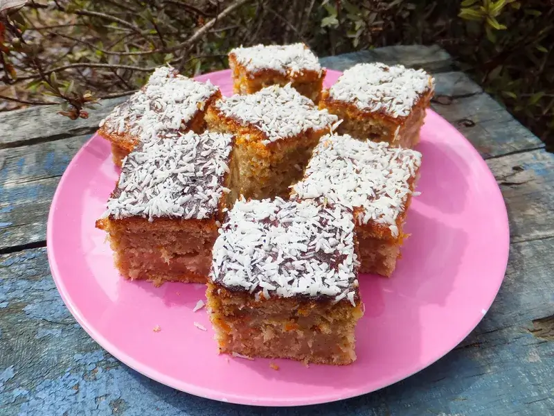 Coconut carrot slices