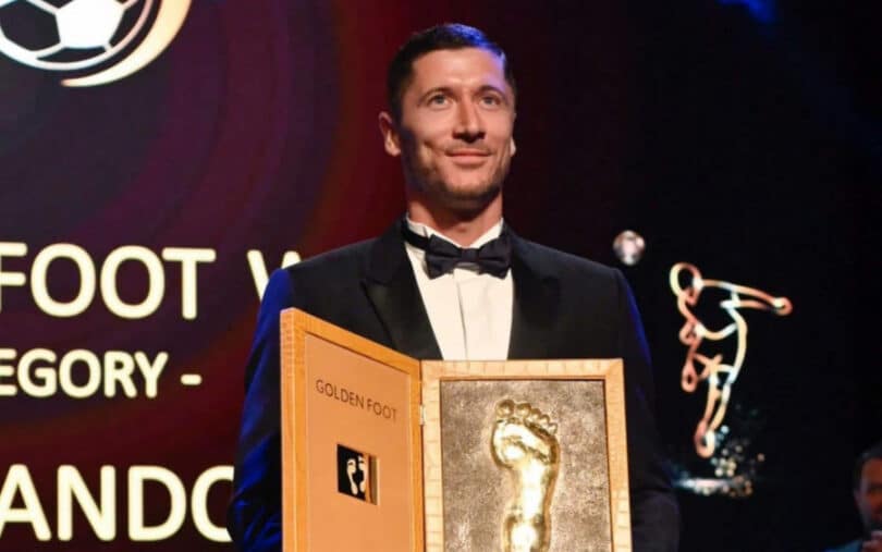 Robert Lewandowski wins 2022 Golden Foot award