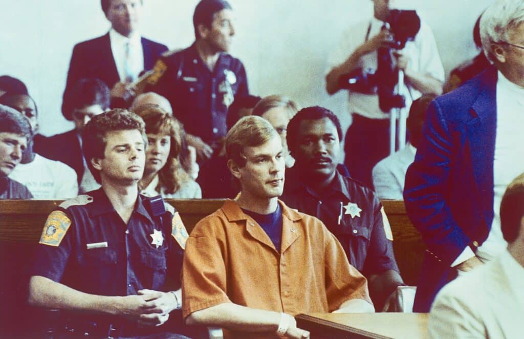 How did Jeffrey Dahmer die?