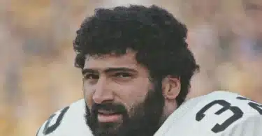 Franco Harris Net Worth: Football Fame to Financial Field