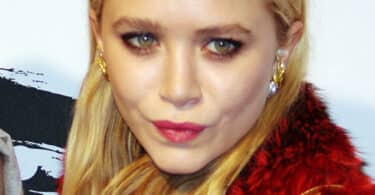 Mary Kate Olsen Net Worth