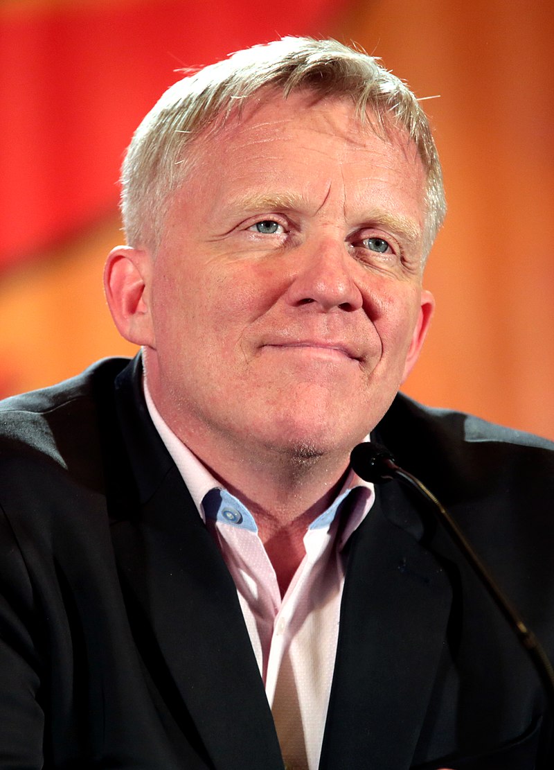 Anthony Michael Hall Net Worth