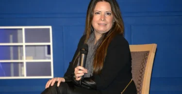 Holly Marie Combs Net Worth: Charmed by Financial Success