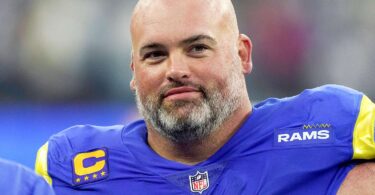 Andrew Whitworth Net Worth