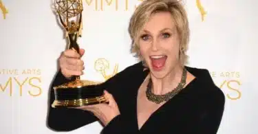 Jane Lynch Net Worth