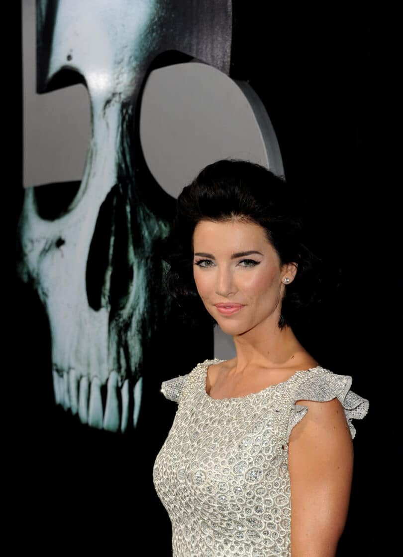 Jacqueline MacInnes Wood Net Worth