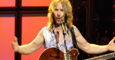 Tommy Shaw Net Worth