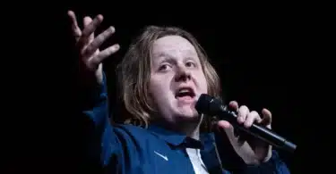 Is Lewis Capaldi Gay?