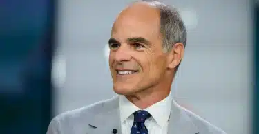 Michael Kelly Net Worth